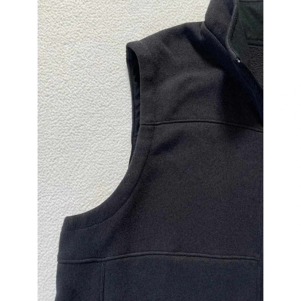 The North Face Mens XL Vest Black Circular Design‎ Fleece Full Zip